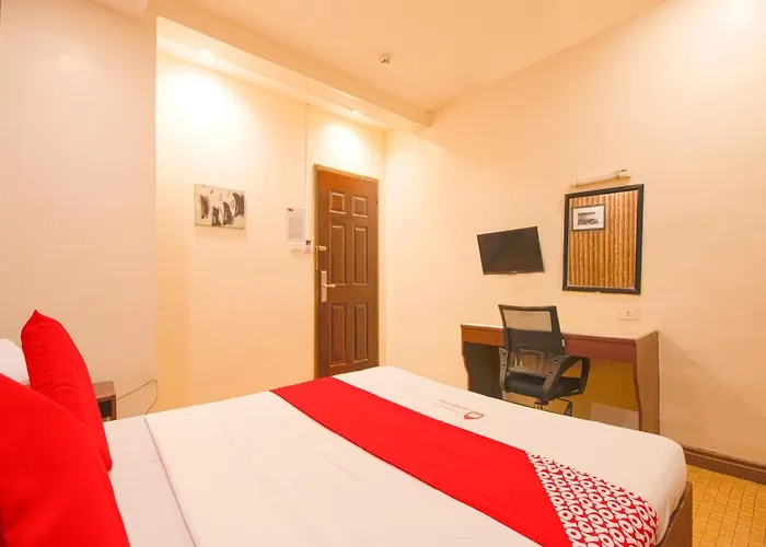 Hotel Vaccinated Staff-oyo 655 Mambaling