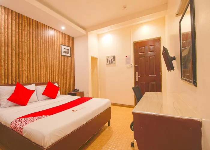 Hotel Vaccinated Staff-oyo 655 Mambaling Cebu